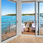 Villa Boat Luxe